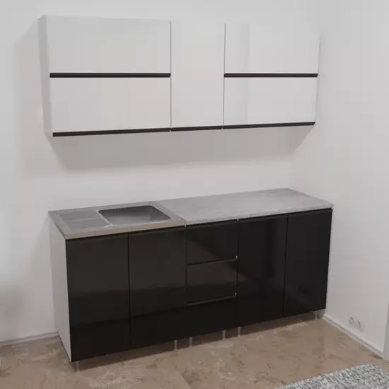 Carmen 200 cm kész konyhabútor, magasfényű fehér-fekete